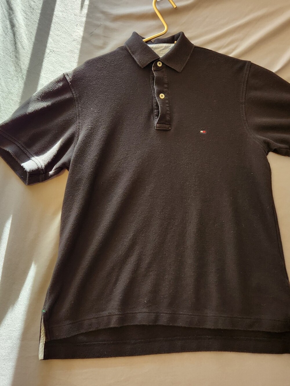 Tommy Hilfiger Black Short-Sleeve Polo with Flag Logo